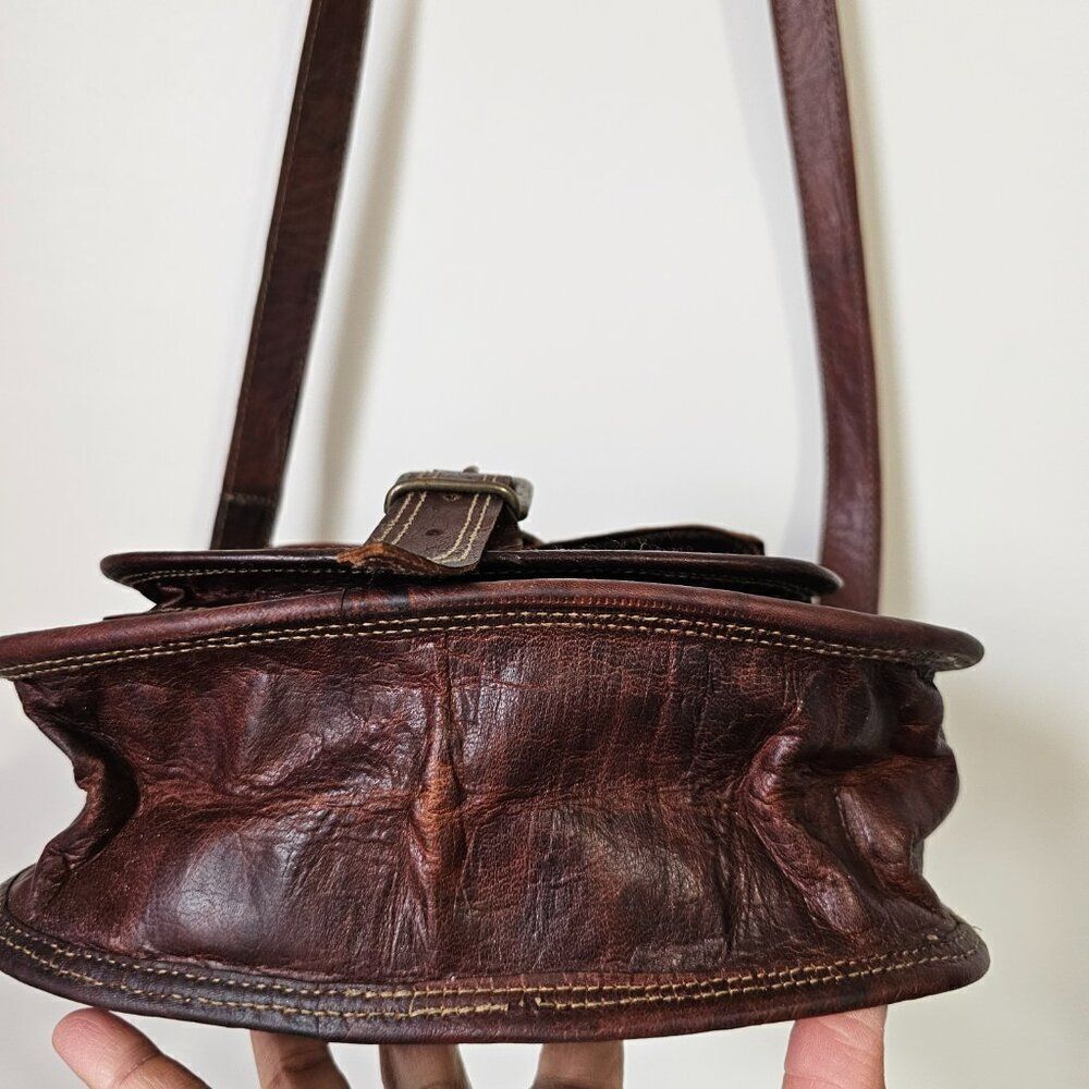 EUC VINTAGE GENUINE LEATHER DEEP BRICK RED SADDLE STYLE SLING BAG SMALL - Picture 6 of 16